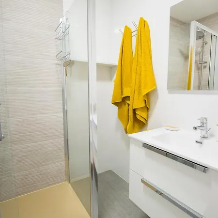 Апартаменты Les Lucioles - - Carre D'or